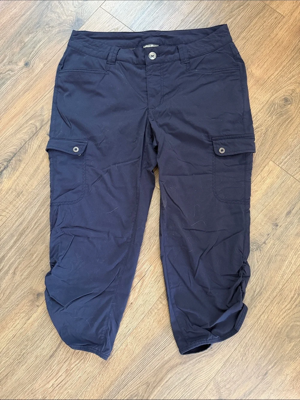 EddieBauer 6 Navy Cargo Hiking Capris Nylon Blend Pockets EUC